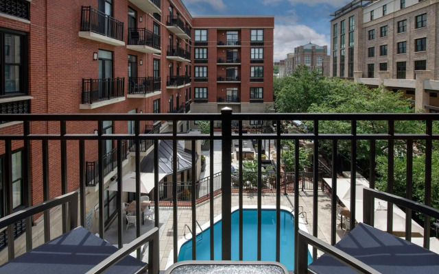 Courtyard by Marriott Savannah Downtown/Historic District