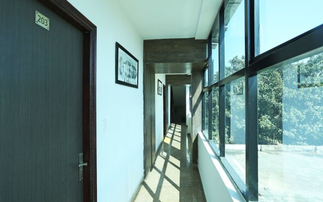 Hotel Vishalas The Raj Kesar Regency