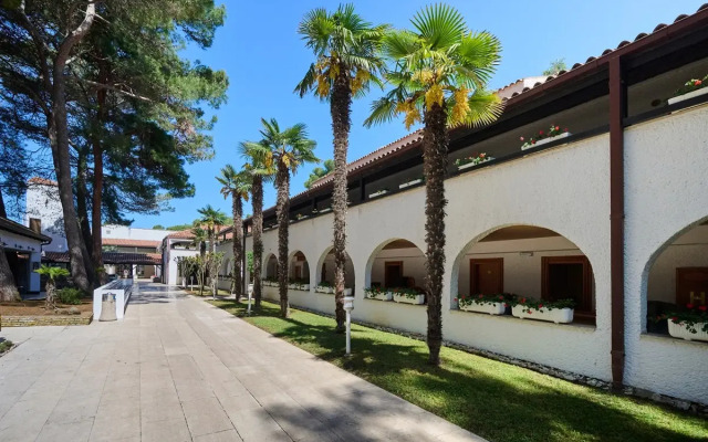 Village Galijot Plava Laguna