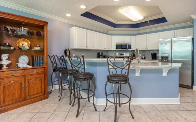 Phoenix Ix 705 3 Bedroom Condo