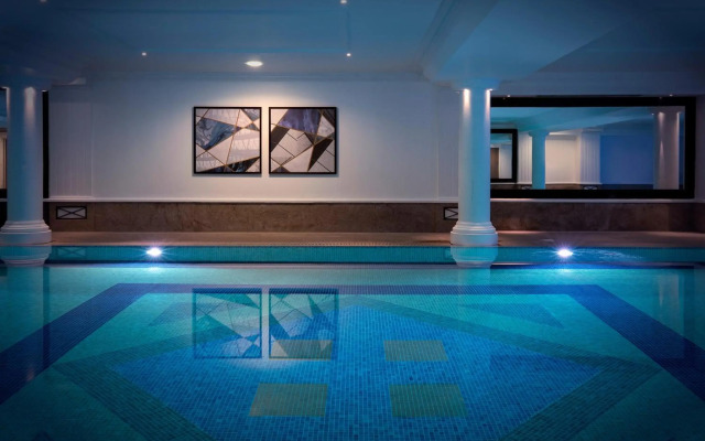 Leonardo Royal Hotel London City