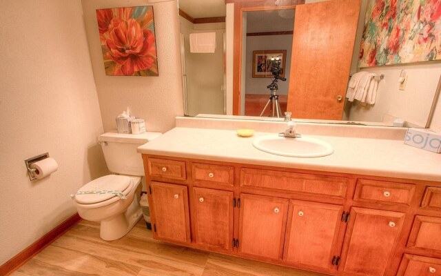 Brockway Beachside Bungalo 3 Bedroom Home by RedAwning