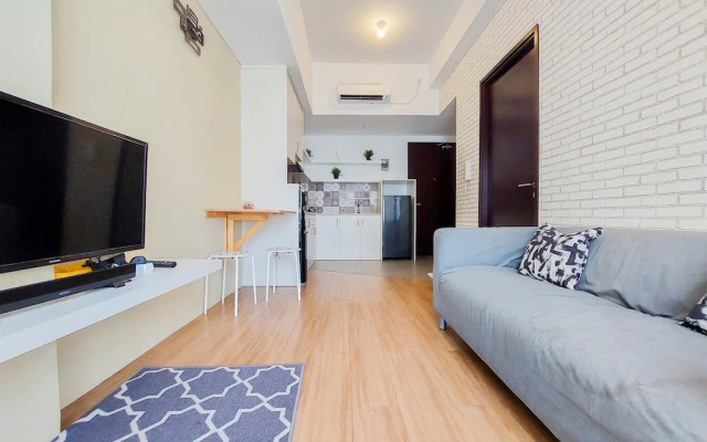 Strategic And Restful 1Br At Casa De Parco Apartment