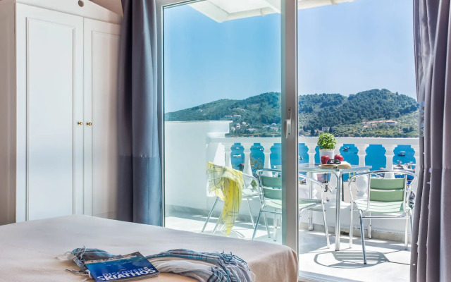 Hotel Akti