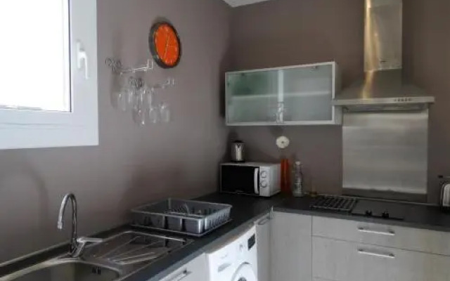 Feel at Sants Apartments