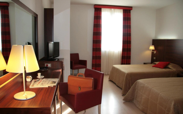 Delfina Palace Hotel