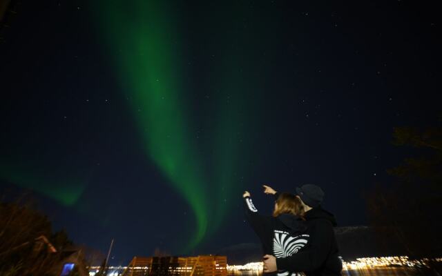 Arctic Rooms Aurora
