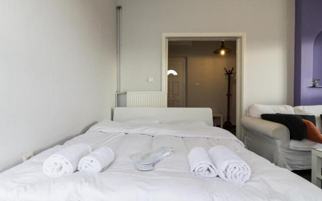 An Adorable Apartment in Athens