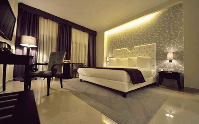 Warwick Il Palazzo Amman Hotel