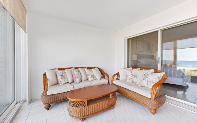 Retreat V 687b by Vtrips