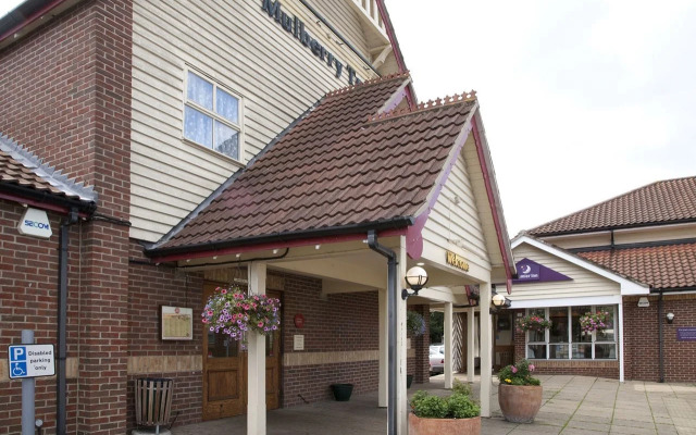 Premier Inn Braintree - A120