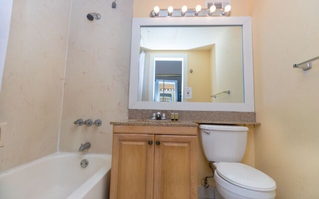 515 Studio Hollywood Beach