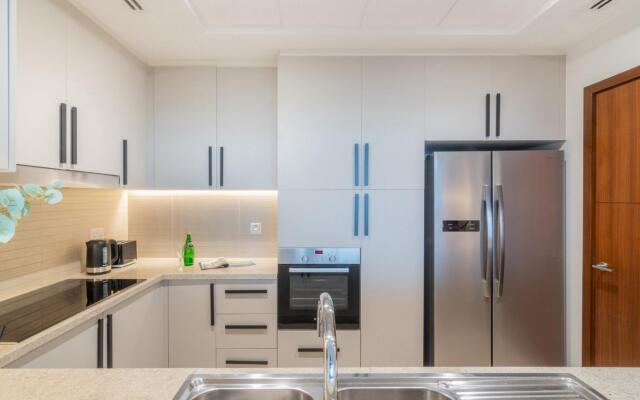 DXB - Vida Emirates Hills - R2 - 502 - DM