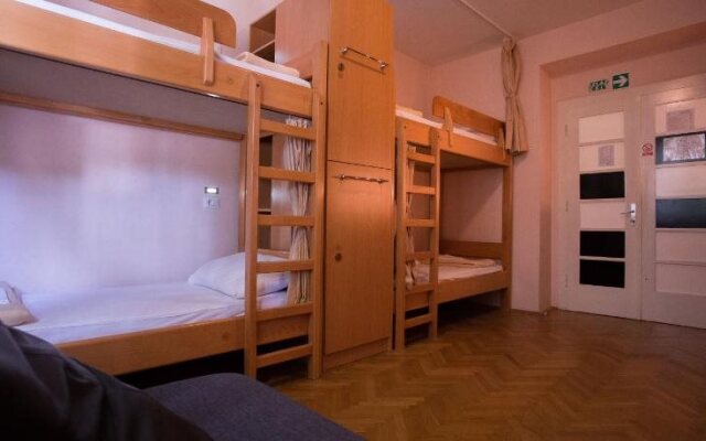 Tchaikovsky Hostel Split