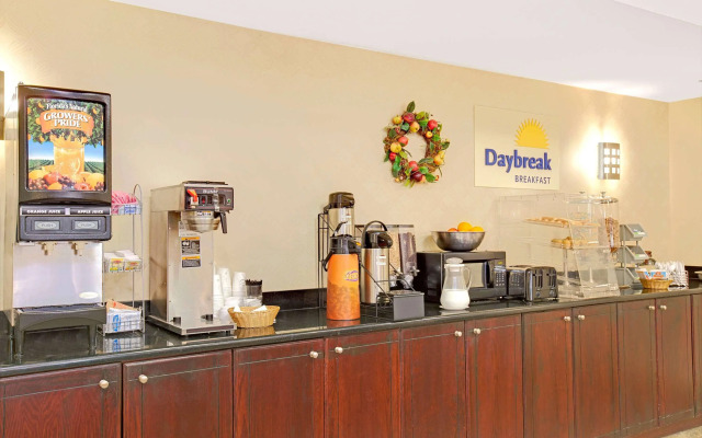 Red Roof Inn Bordentown - McGuire AFB