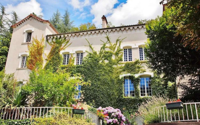 Villa Aimee Luxury Apartments With Heated Pool