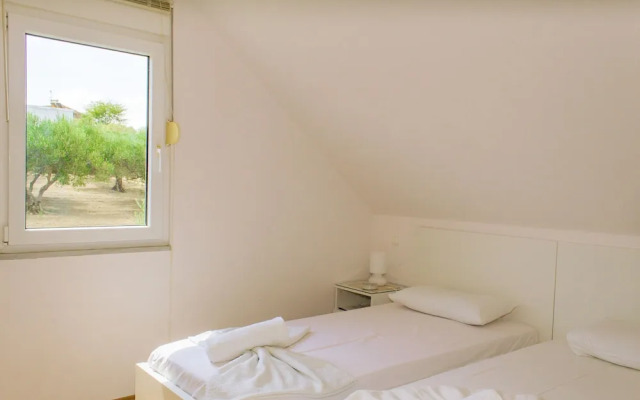 Villa Antzela with Private Pool and Gardens