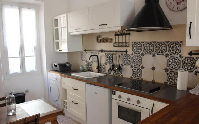 La Maison du Perron au pied de la Ste Victoire