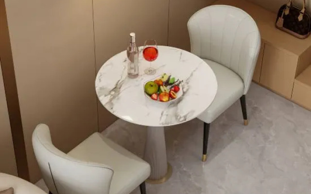 Goaiiting· gaoting service apartment (Zhuhai Gongbei Port Fuhuali Branch)