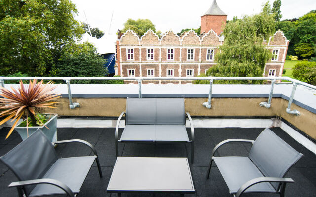 Safestay London Kensington Holland Park