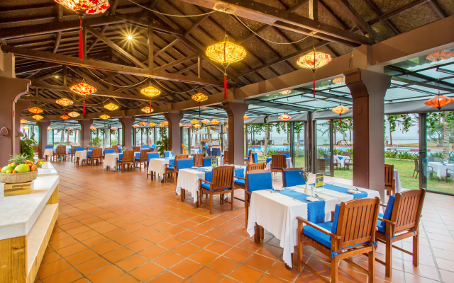 Tropical  Beach Hoi An Resort