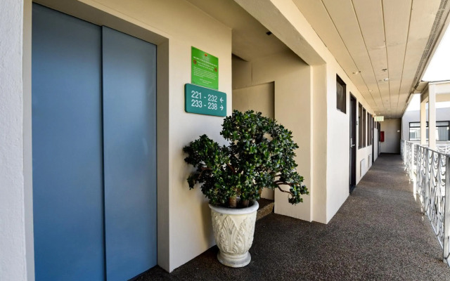 City Center Inn & Suites