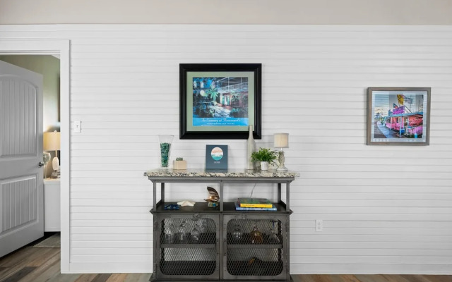 The Lodge at Little Bay