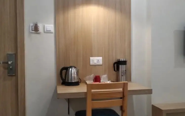 HOTEL EVERLAND Rajkot
