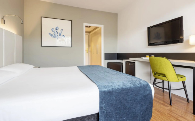 Hotel ILUNION Caleta Park