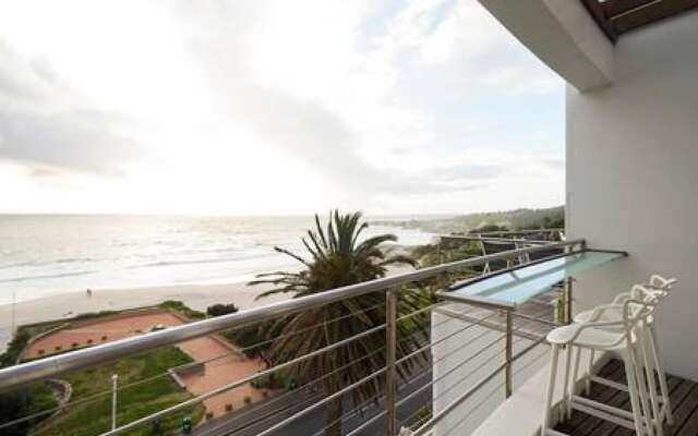 Beautiful Holiday Apartment Overlooking the Beach Modoco