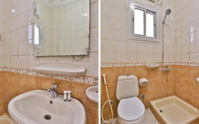OYO 246 Hotel Hadeel Al Motamayezah