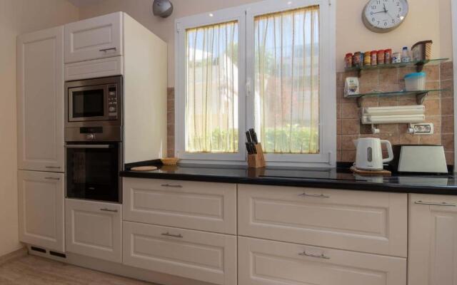 Parque Tropical 5 - Three Bed Villa