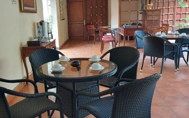 Balira Airport Hotel