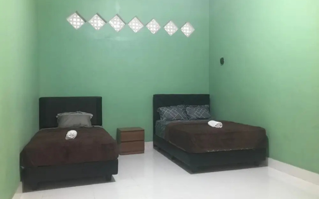 NH Villa – Guest Rooms – Kecamatan Masbagik
