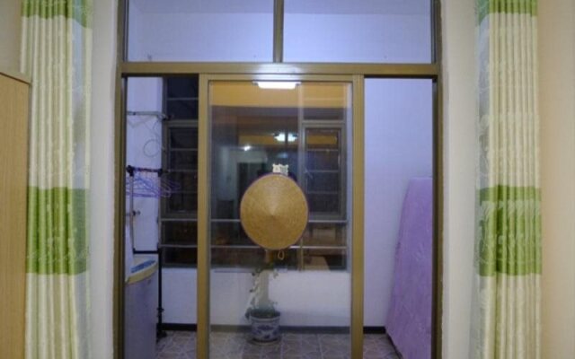 Holiday Zizhu Xinganxian Hostel (Beihai Old Street )
