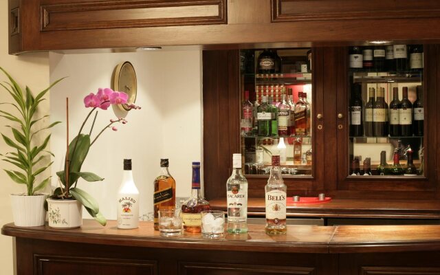 London Lodge Hotel