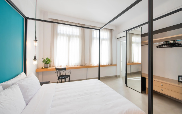 MONK Monastiraki Suites