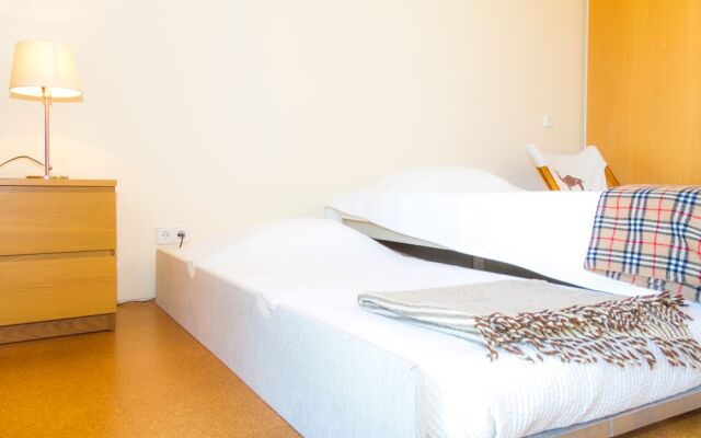 Liiiving In Caminha - Lawny Pool House