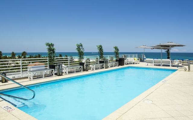 Suites at Congress Ocean Drive