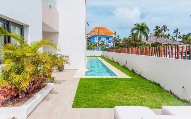 Beautiful apt Best Location Terrace With Pool Access