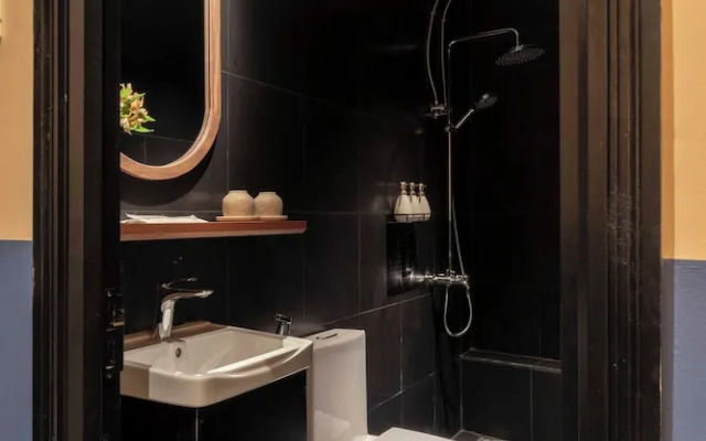 The Lamp Boutique House