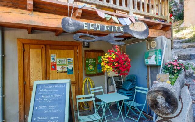 Eco-hôtel et Yourtes du Mercantour