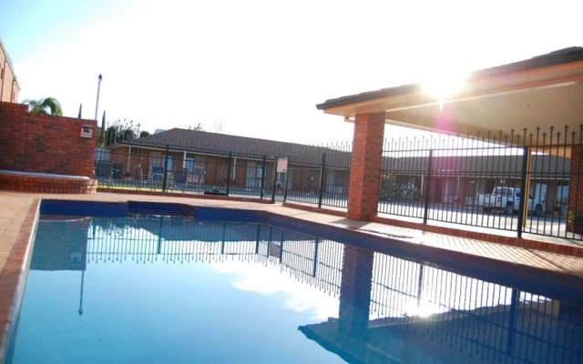 Australian Settlers Motor Inn