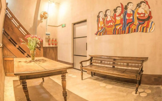 Shwe Yo Vintage Hostel