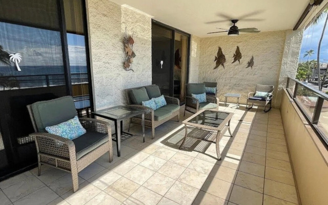 Holualoa Bay Villas 207 by Casago