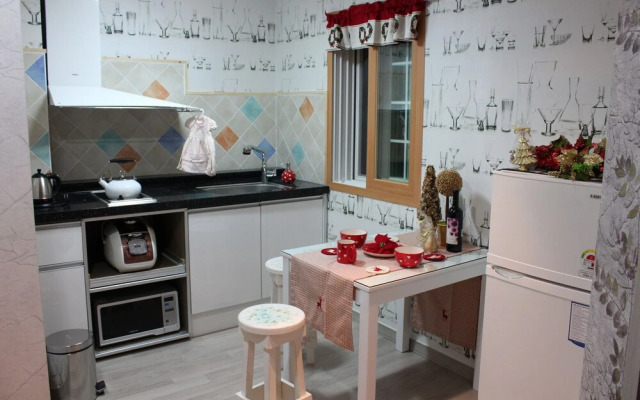 Red Praha Pension