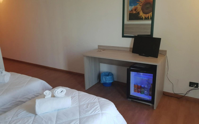 RistHotel Airport