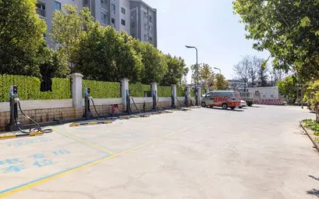 Days Inn Select Wyndham Kunming Airport