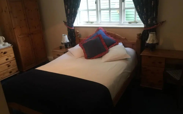 The Winchfield Inn