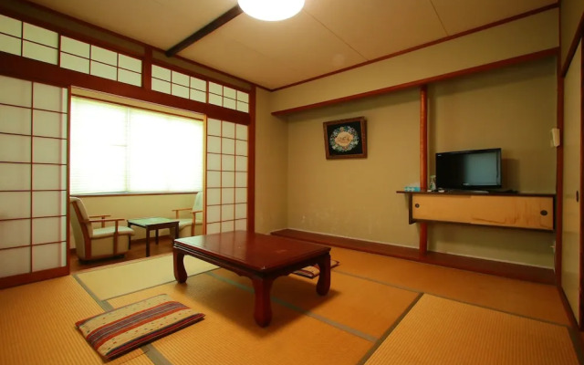 Family Ryokan Kawakyu with Showa Retro, Private Hot Spring